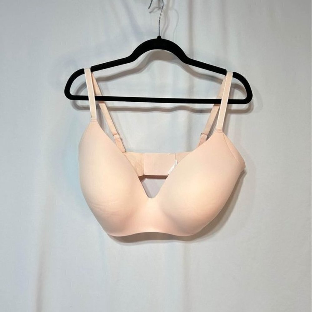 KNIX bra. Size 8+. Peach in colour. New! t-shirt bra!